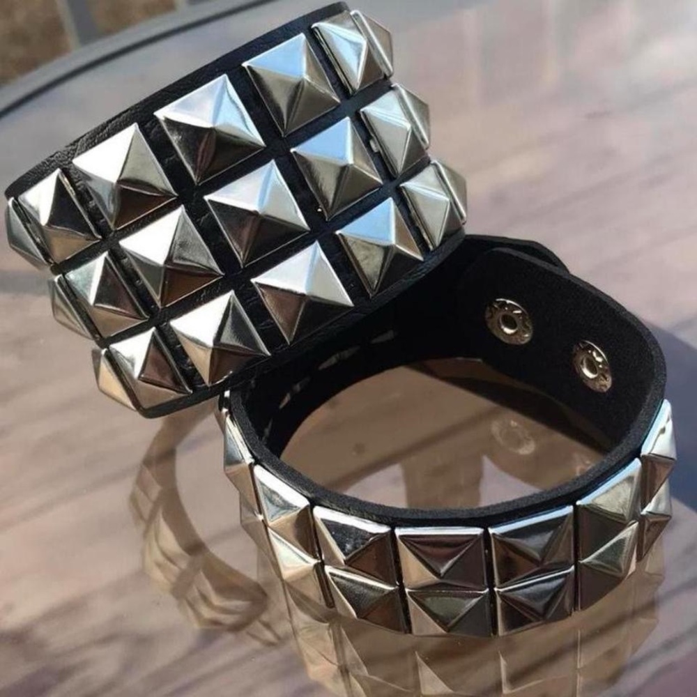 2 PCs Punk PU leather studded Punk Bracelets - Silver studs bracelets
